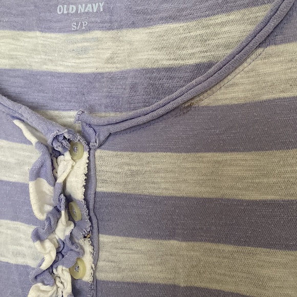 Old Navy • Purple & White Striped 1/4 Sleeve Shirt 💜 - Picture 6 of 6